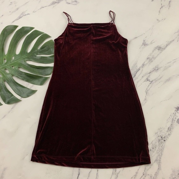 BCBG Vintage Velvet Mini Dress Size M Burgundy Red Slip Shift Stretch 90s y2k - Picture 8 of 11